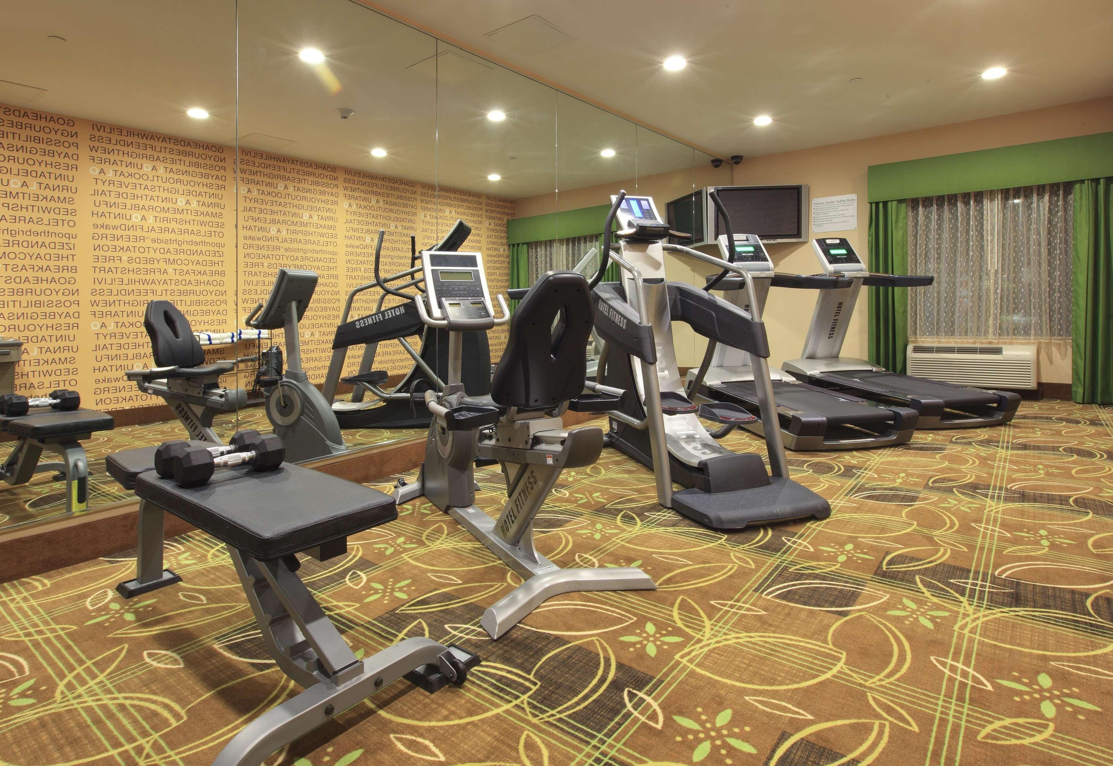La Quinta By Wyndham Memphis Wolfchase Hotel Ngoại thất bức ảnh